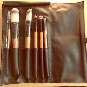 Antonym - 6 Brush Set - 2/6 used only once!